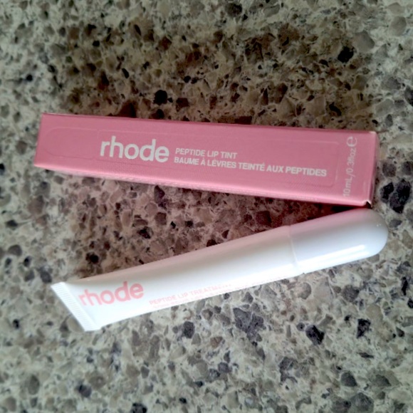 Other - New Rhode VANILLA CAKE
